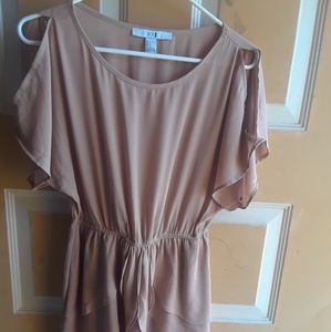 Beautiful beige/cream mini summer dress